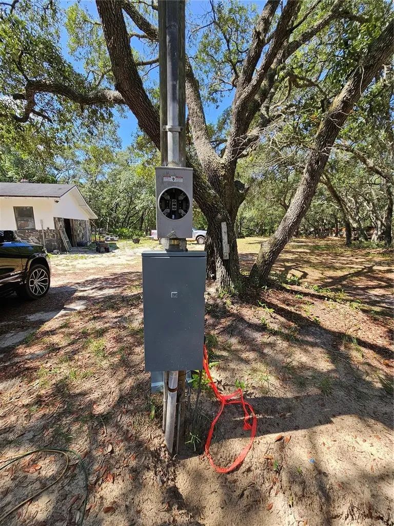 4300 W Roadrunner Court Homosassa FL 34446