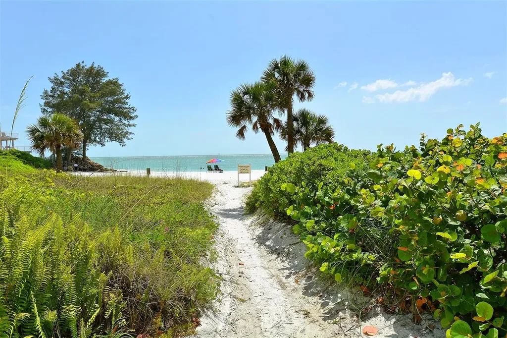 104 Whispering Sands Drive Sarasota FL 34242