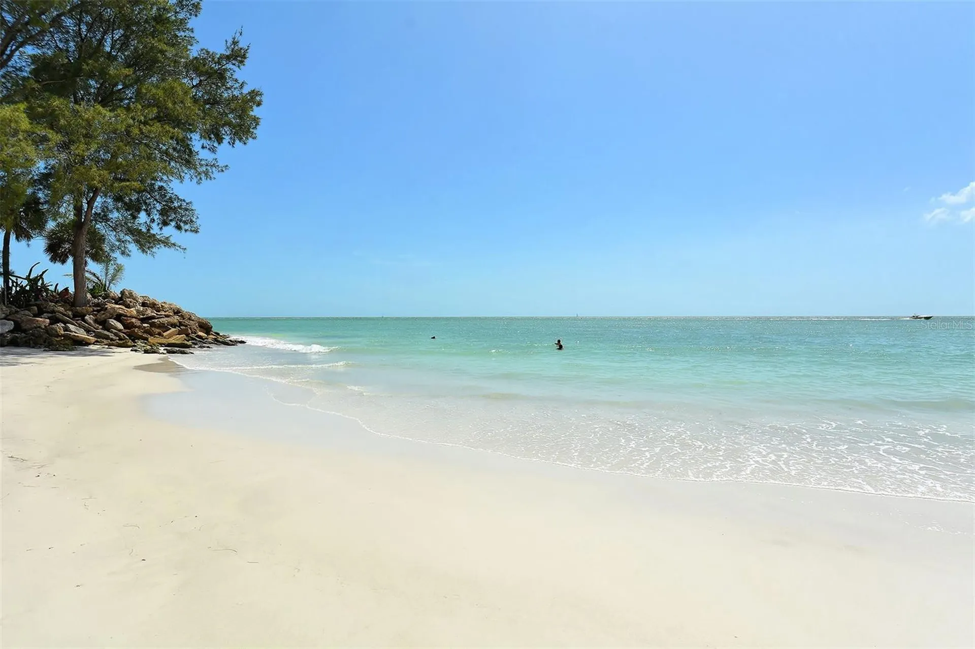 104 Whispering Sands Drive Sarasota FL 34242