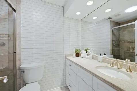 104 Whispering Sands Drive Sarasota FL 34242