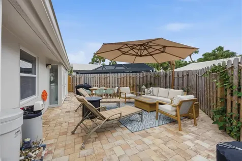 104 Whispering Sands Drive Sarasota FL 34242