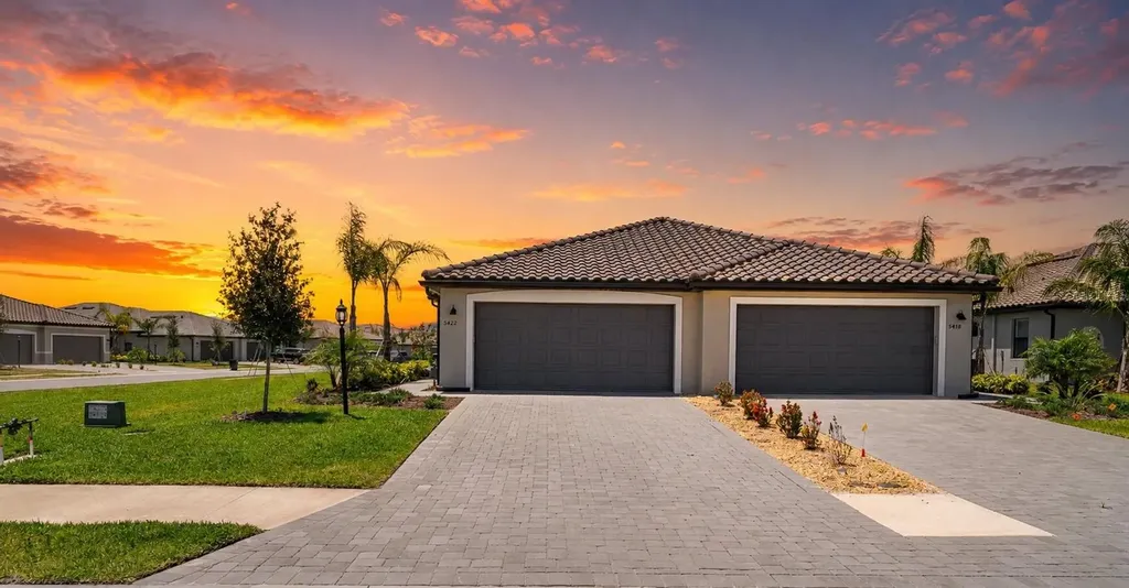 5422 Crystal Harbor Cove Bradenton FL 34211
