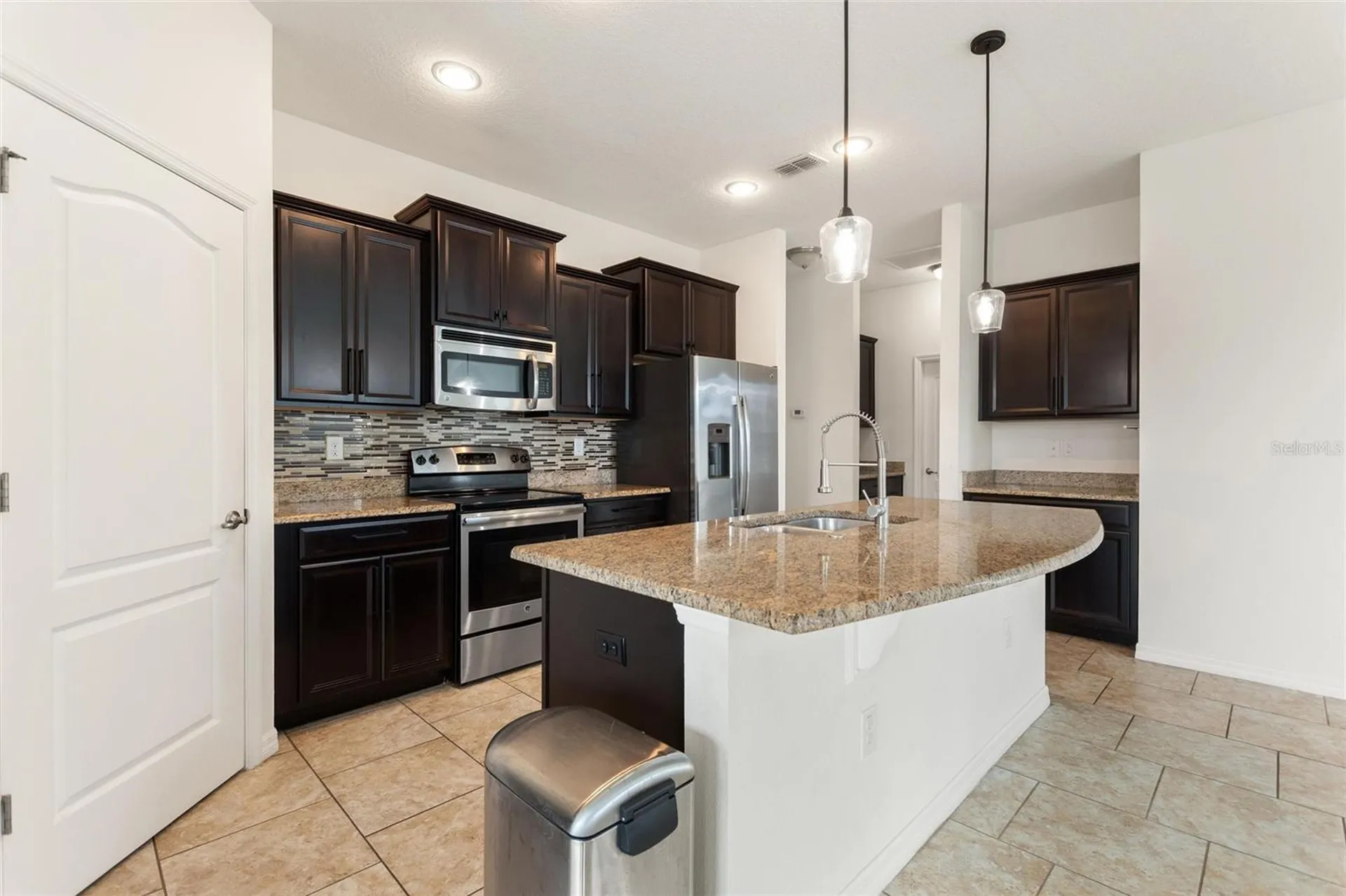 2951 Top Water Way Kissimmee FL 34746