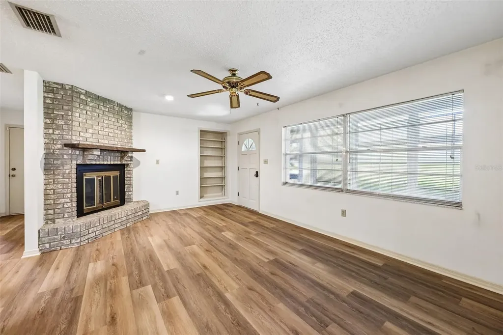 5234 Magnolia Terrace Fruitland Park FL 34731