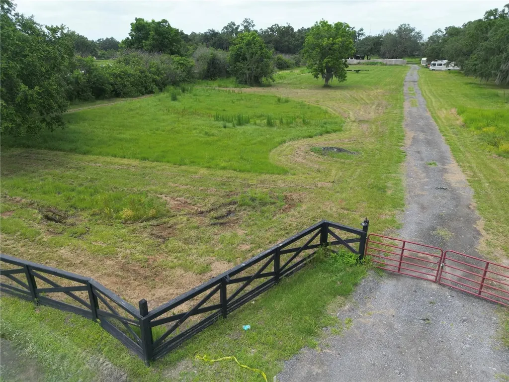 2875 Sharp Road Kissimmee FL 34744