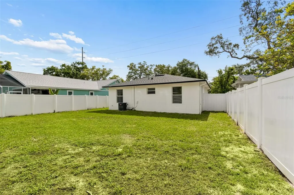8104 N Boulevard Tampa FL 33604