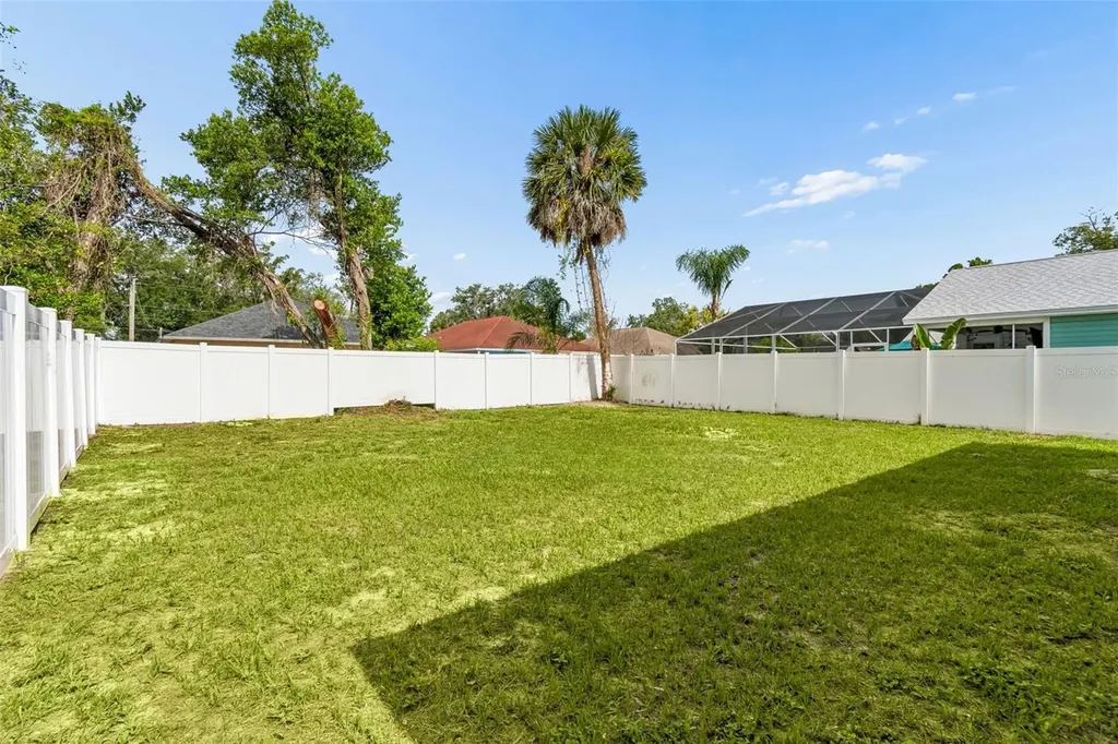 8104 N Boulevard Tampa FL 33604