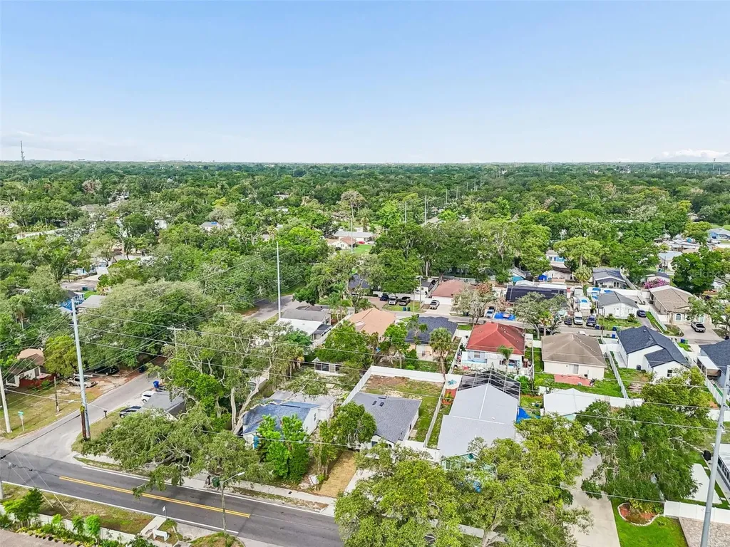 8104 N Boulevard Tampa FL 33604