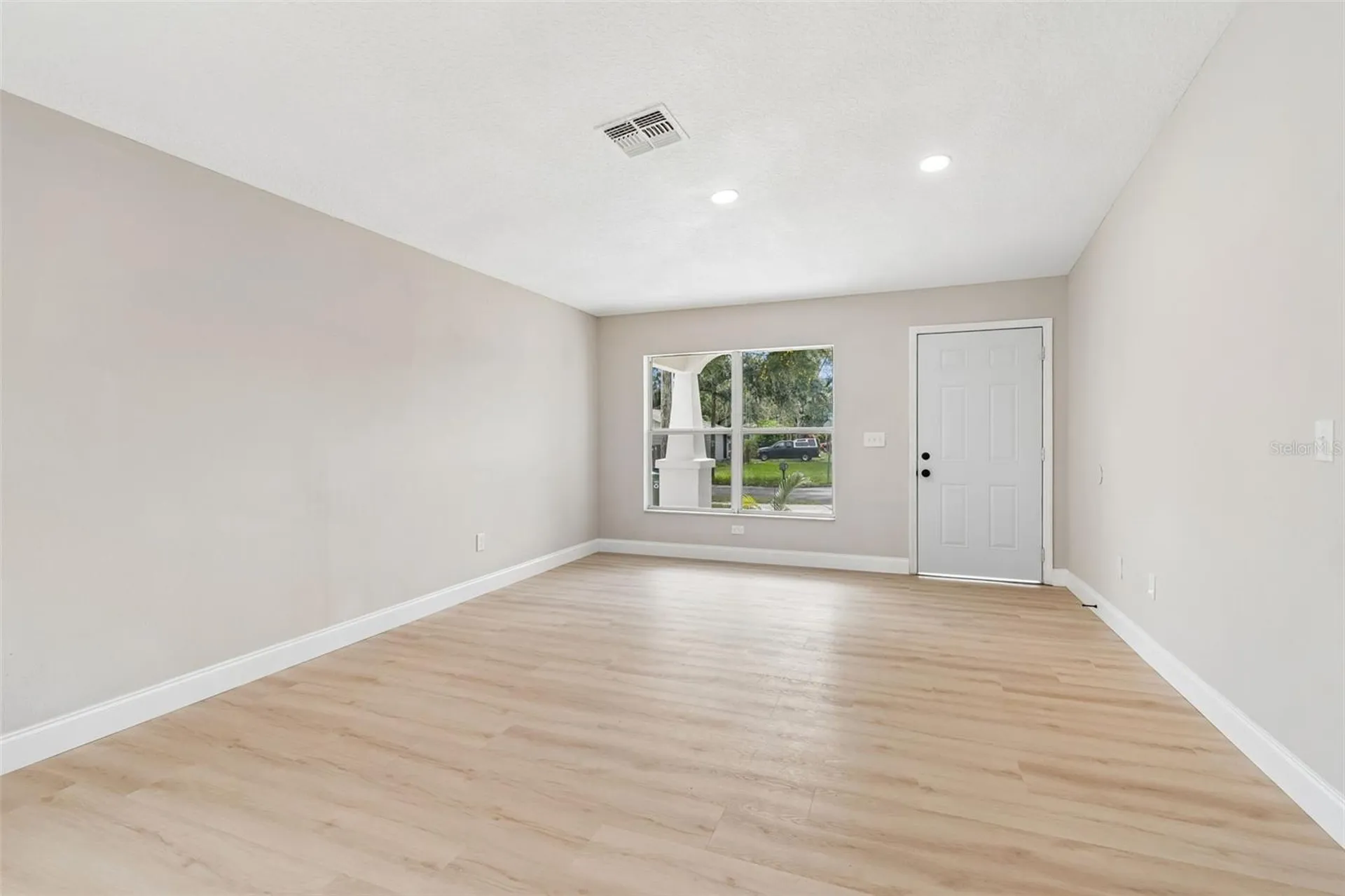 8104 N Boulevard Tampa FL 33604
