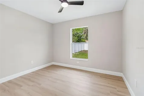 8104 N Boulevard Tampa FL 33604