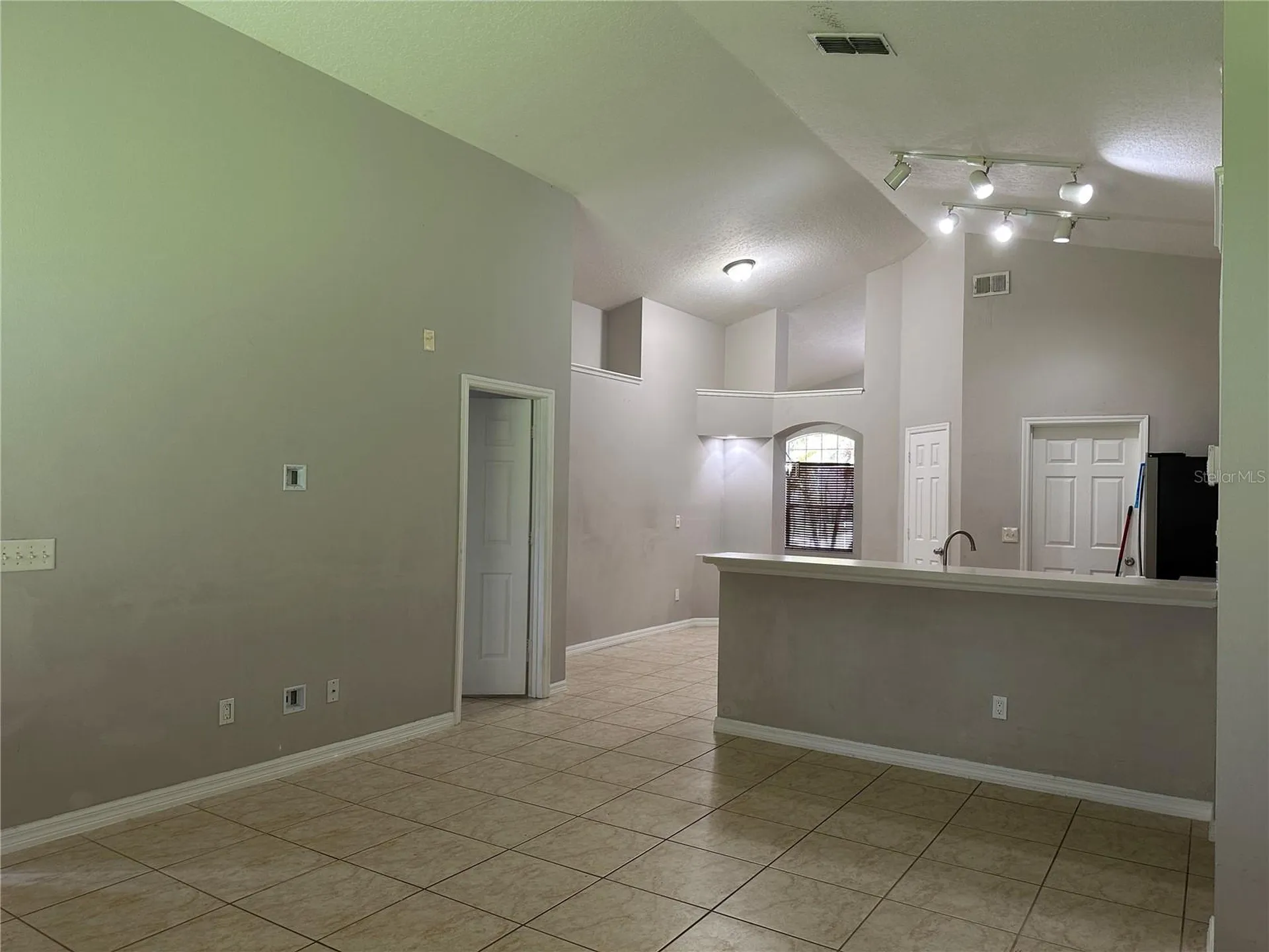 12713 Winfield Scott Boulevard Orlando FL 32837