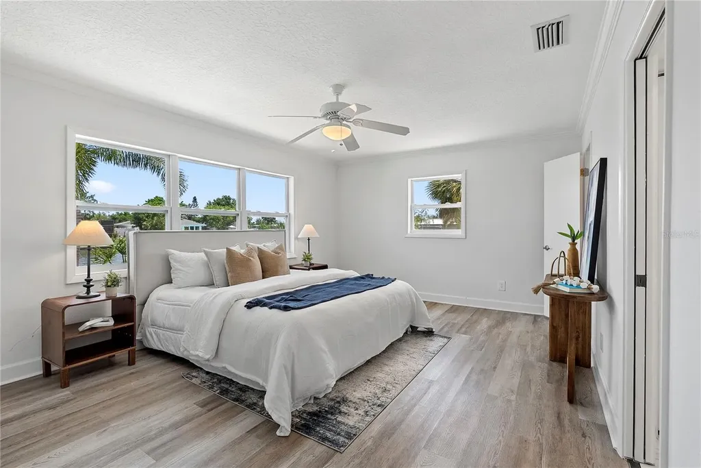 805 Leisey Circle Ruskin FL 33570
