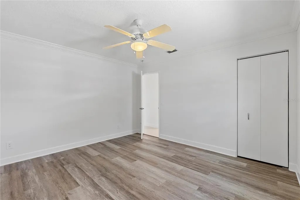805 Leisey Circle Ruskin FL 33570