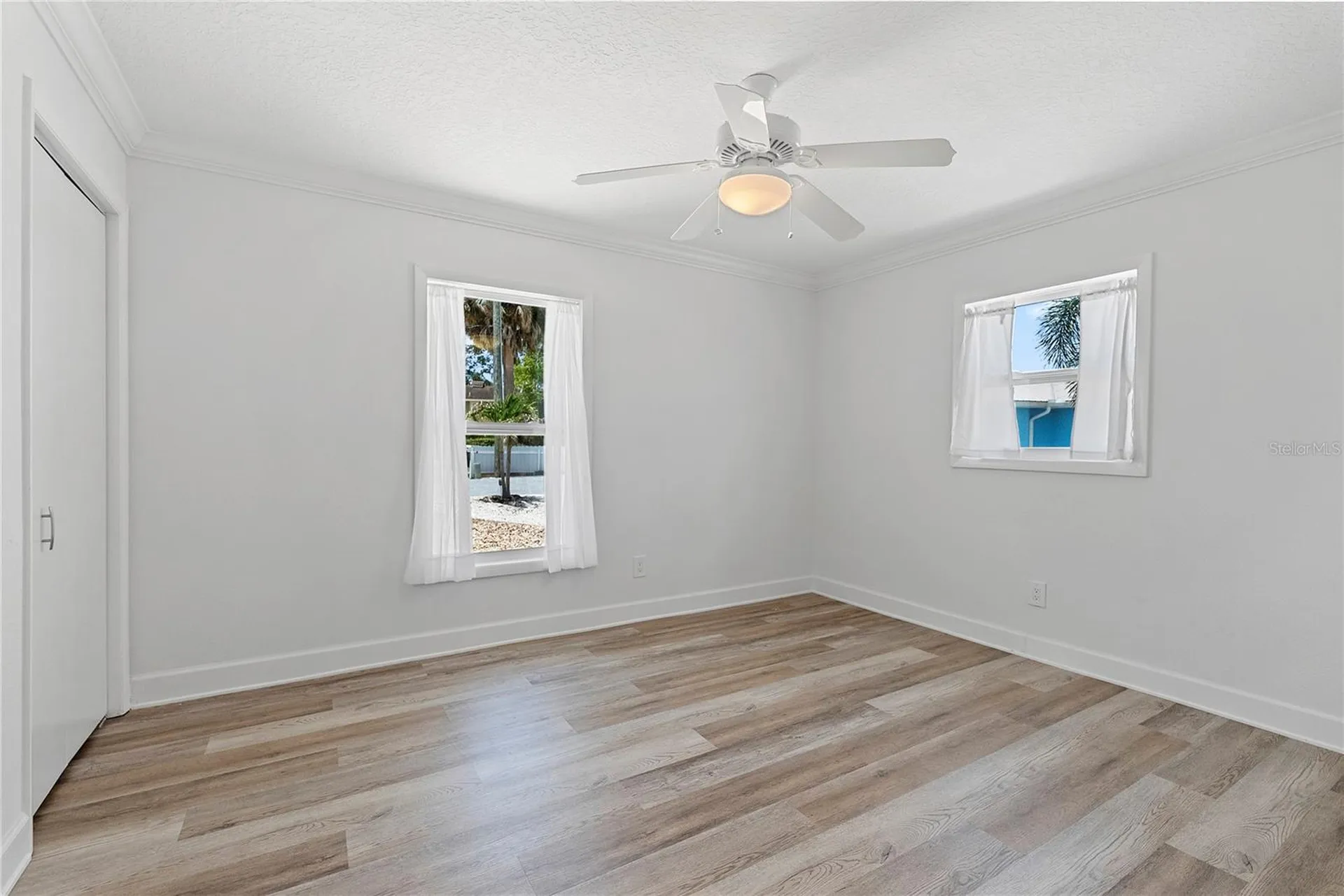 805 Leisey Circle Ruskin FL 33570