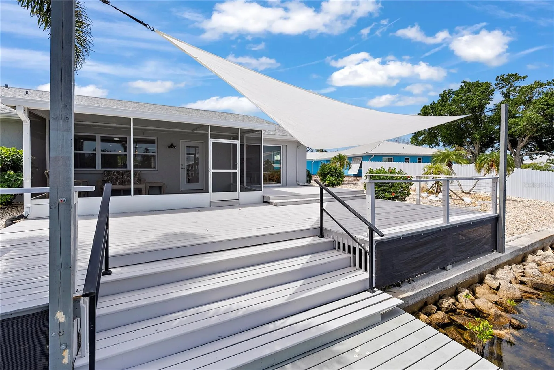 805 Leisey Circle Ruskin FL 33570