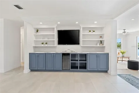 805 Leisey Circle Ruskin FL 33570