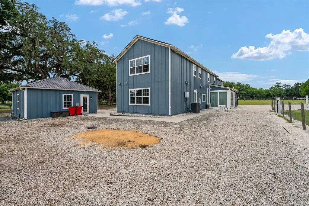 904 NW 111th Lane Oxford FL 34484
