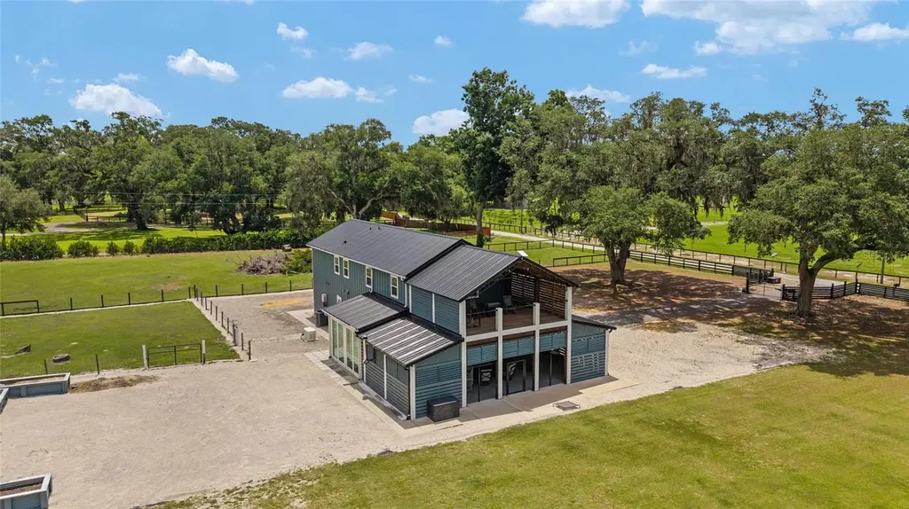 904 NW 111th Lane Oxford FL 34484