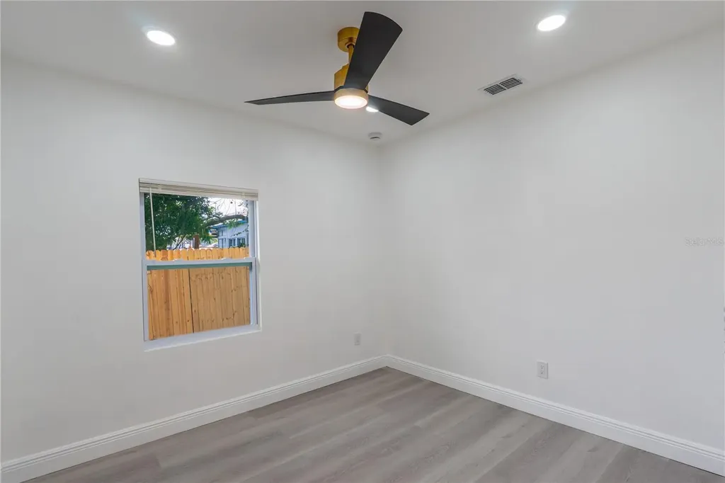 8408 N Seminole Avenue Tampa FL 33604