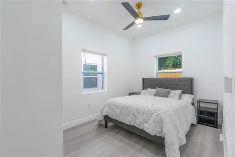 8408 N Seminole Avenue Tampa FL 33604