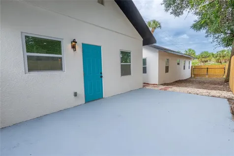 8408 N Seminole Avenue Tampa FL 33604