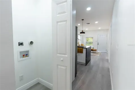 8408 N Seminole Avenue Tampa FL 33604