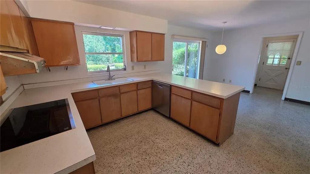 301 NW 30th Street Gainesville FL 32607