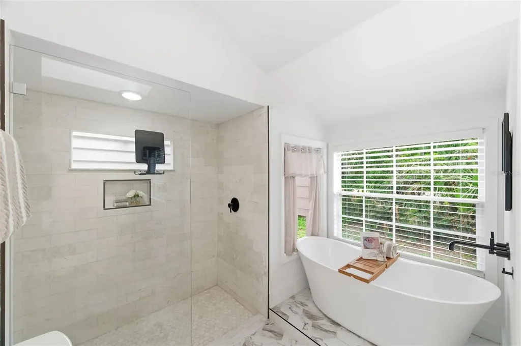 4401 Little John Trail Sarasota FL 34232