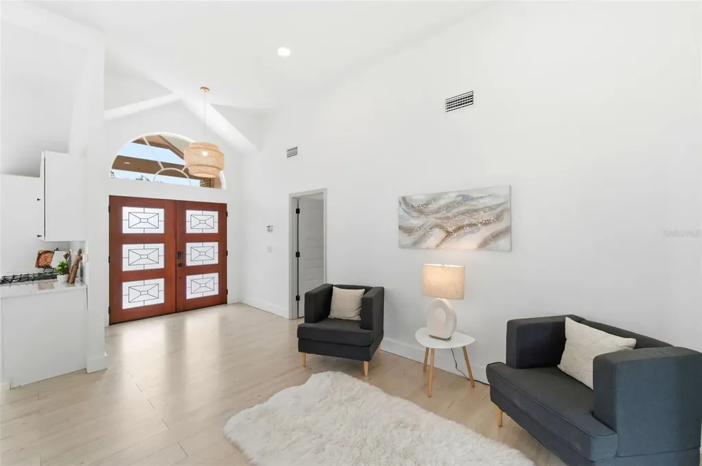4401 Little John Trail Sarasota FL 34232