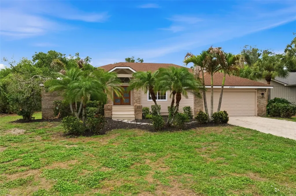 4401 Little John Trail Sarasota FL 34232