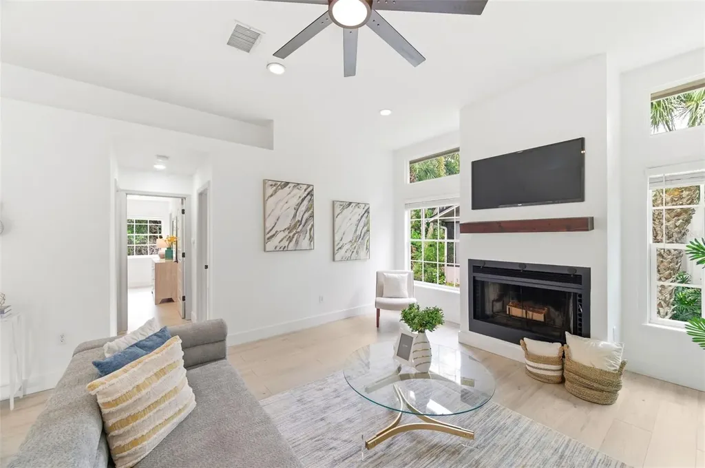 4401 Little John Trail Sarasota FL 34232