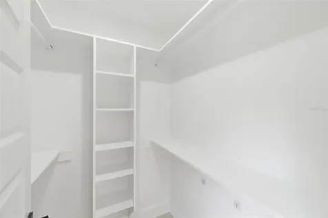 4401 Little John Trail Sarasota FL 34232