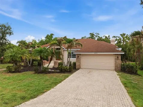 4401 Little John Trail Sarasota FL 34232