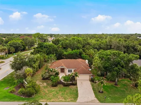 4401 Little John Trail Sarasota FL 34232
