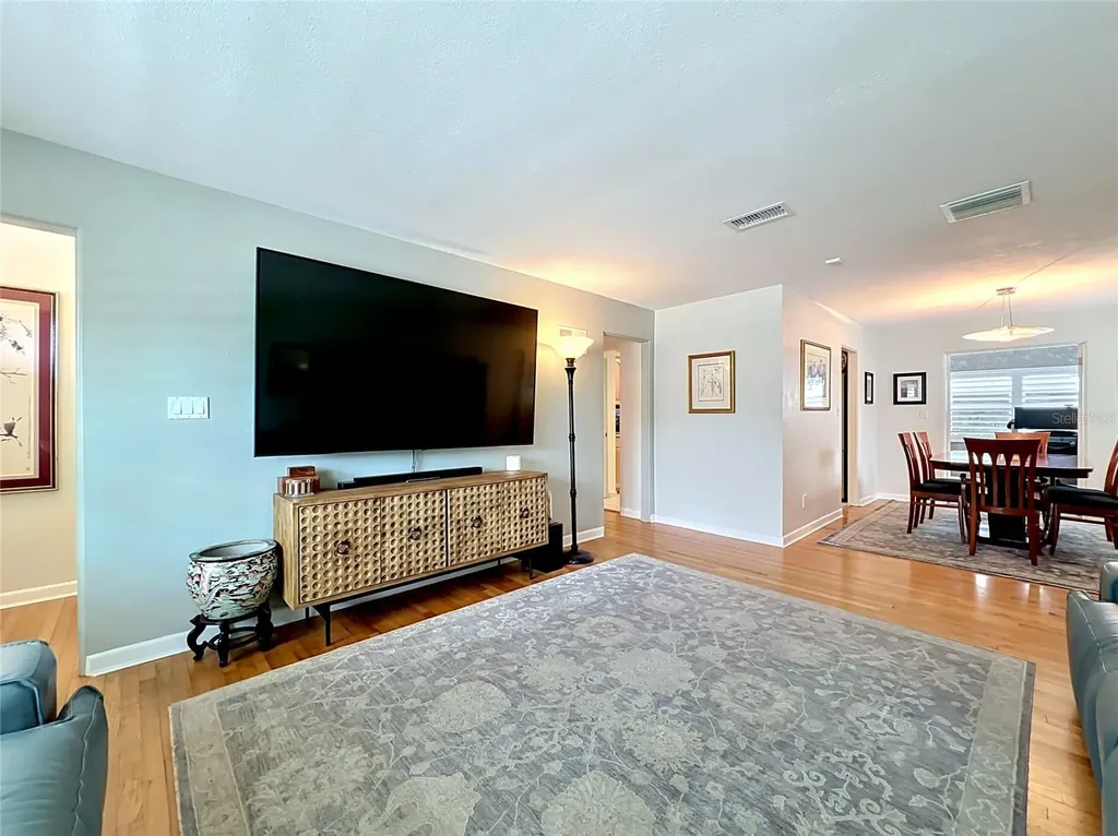 2806 Vine Street Orlando FL 32806