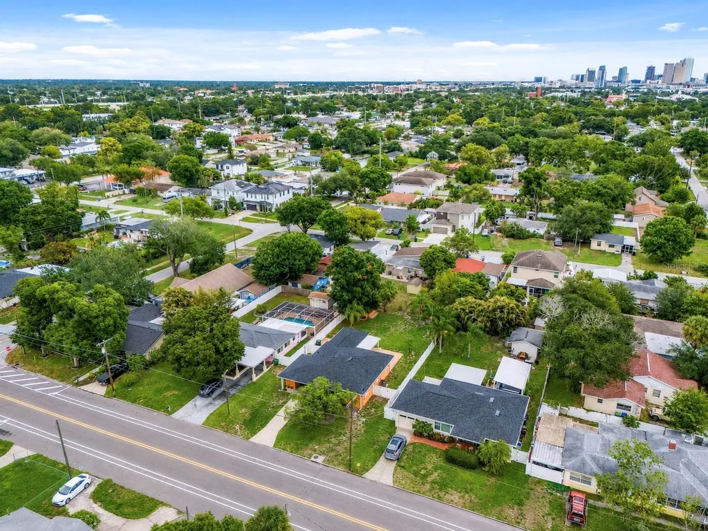 607 N Lincoln Avenue Tampa FL 33609