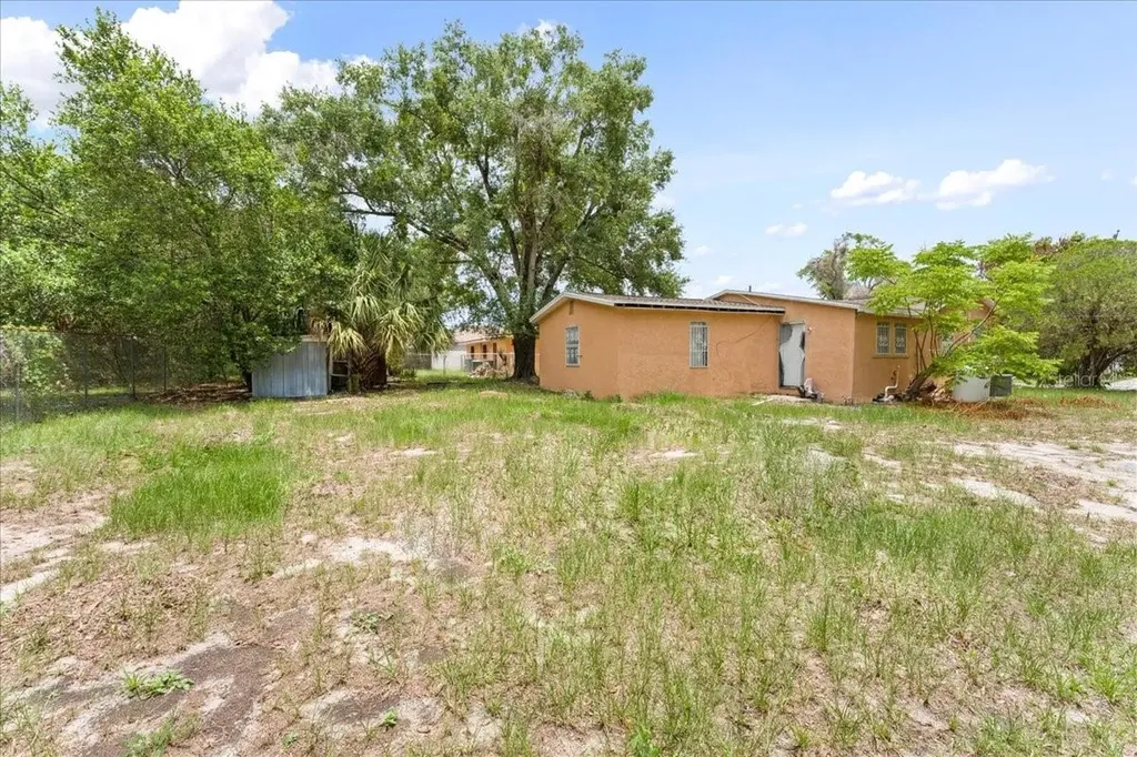 3816 N 52nd Street Tampa FL 33619