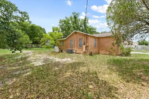 3816 N 52nd Street Tampa FL 33619
