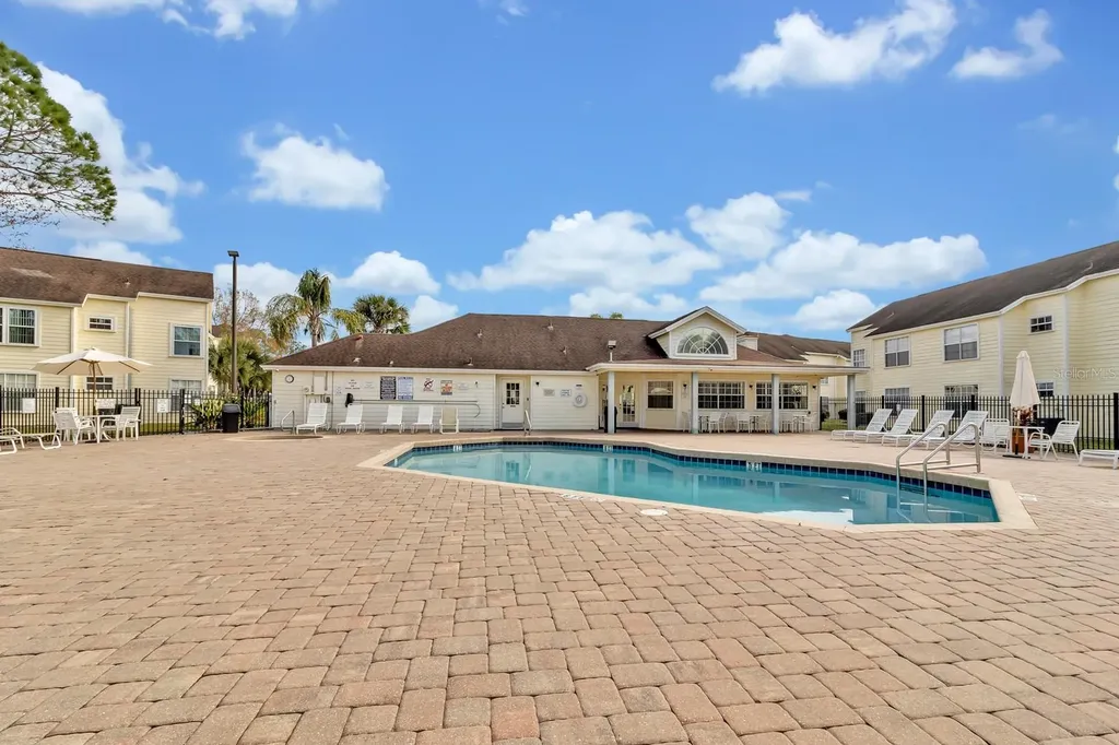 5004 Laguna Bay Circle Kissimmee FL 34746