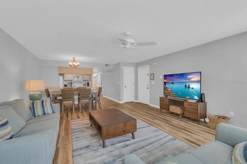 5004 Laguna Bay Circle Kissimmee FL 34746