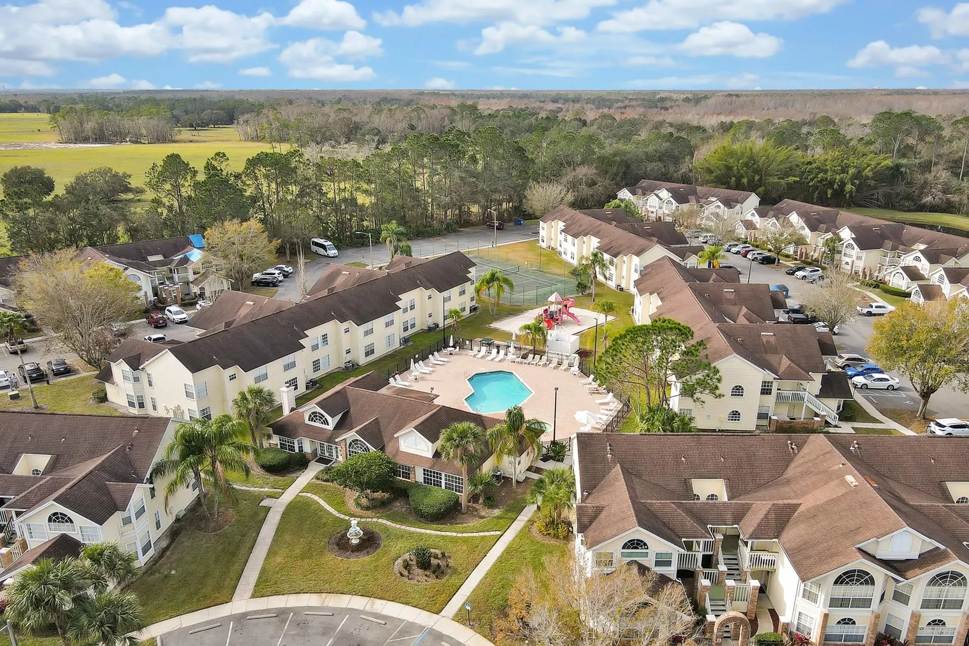 5004 Laguna Bay Circle Kissimmee FL 34746