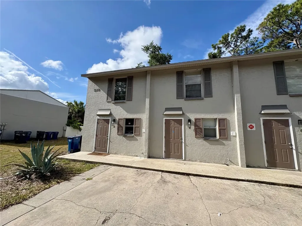 312 57th Avenue Drive E Bradenton FL 34203
