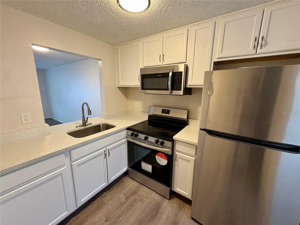 312 57th Avenue Drive E Bradenton FL 34203