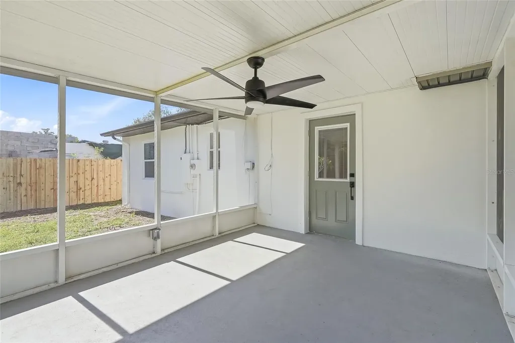 2847 10th Avenue N St Petersburg FL 33713