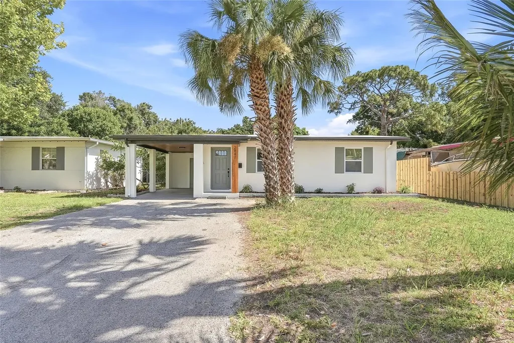 2847 10th Avenue N St Petersburg FL 33713
