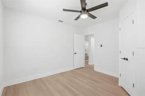 2847 10th Avenue N St Petersburg FL 33713