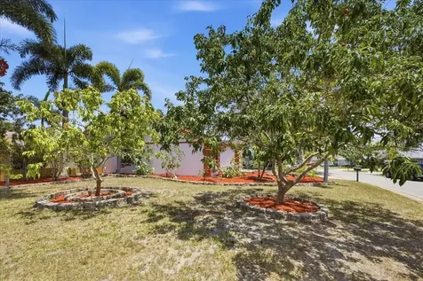 720 50th Street E Bradenton FL 34208