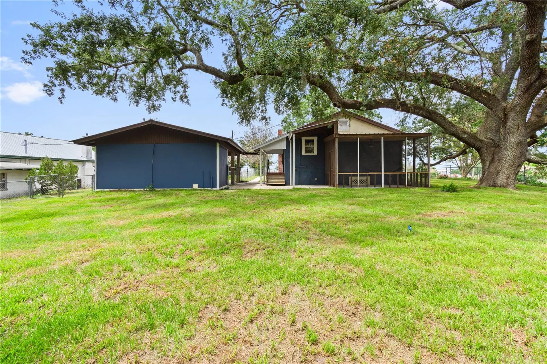30 E 8th Street Frostproof FL 33843