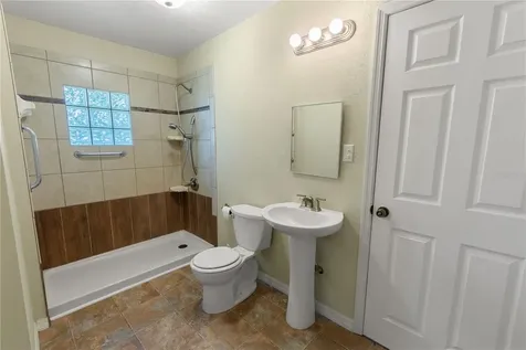 30 E 8th Street Frostproof FL 33843