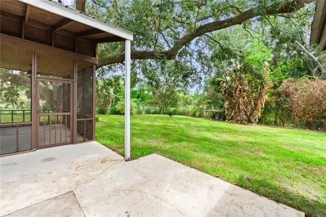 30 E 8th Street Frostproof FL 33843
